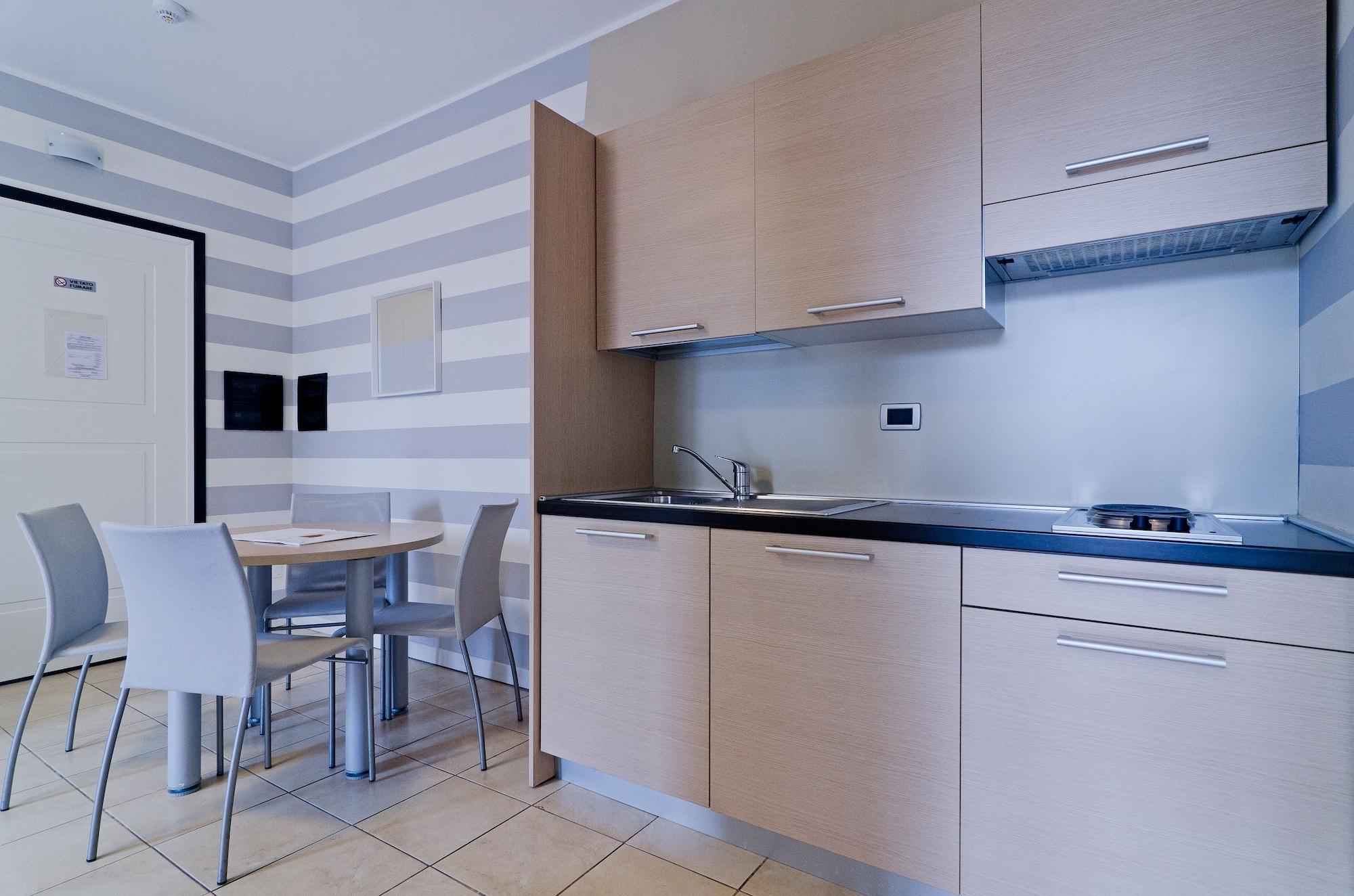 กาสเตลลาโร กอล์ฟ รีสอร์ต Hotel คาสเตลลาโร ภายนอก รูปภาพ