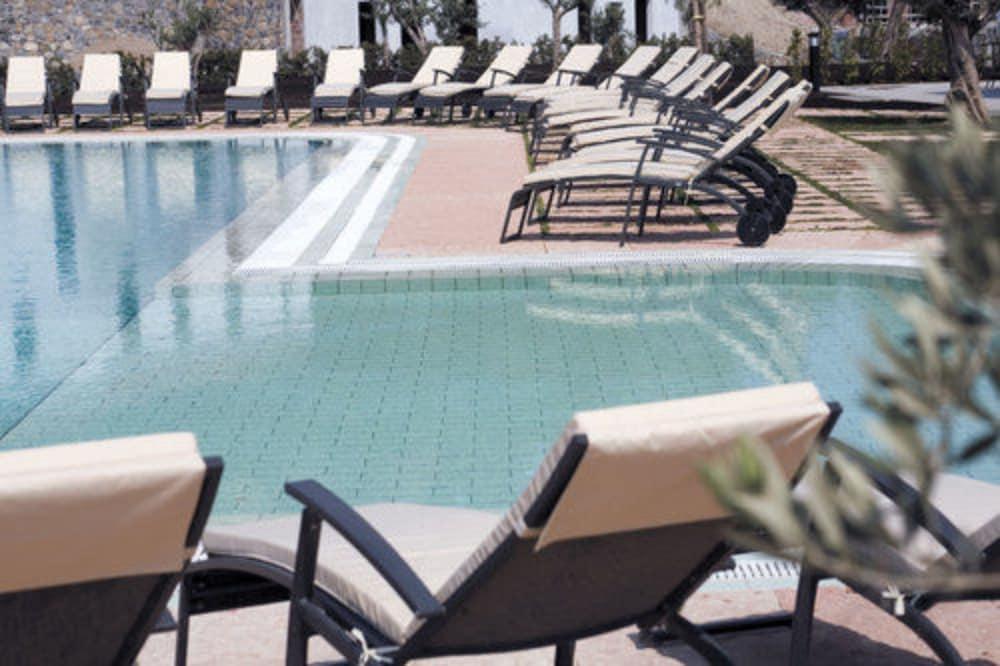 กาสเตลลาโร กอล์ฟ รีสอร์ต Hotel คาสเตลลาโร ภายนอก รูปภาพ